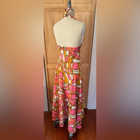 1970s Geometric Print Polyester Halter Maxi Dress - Picture 5 of 8